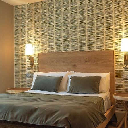 Apartamentos Boutique Fuente Real 柯米拉斯 外观 照片