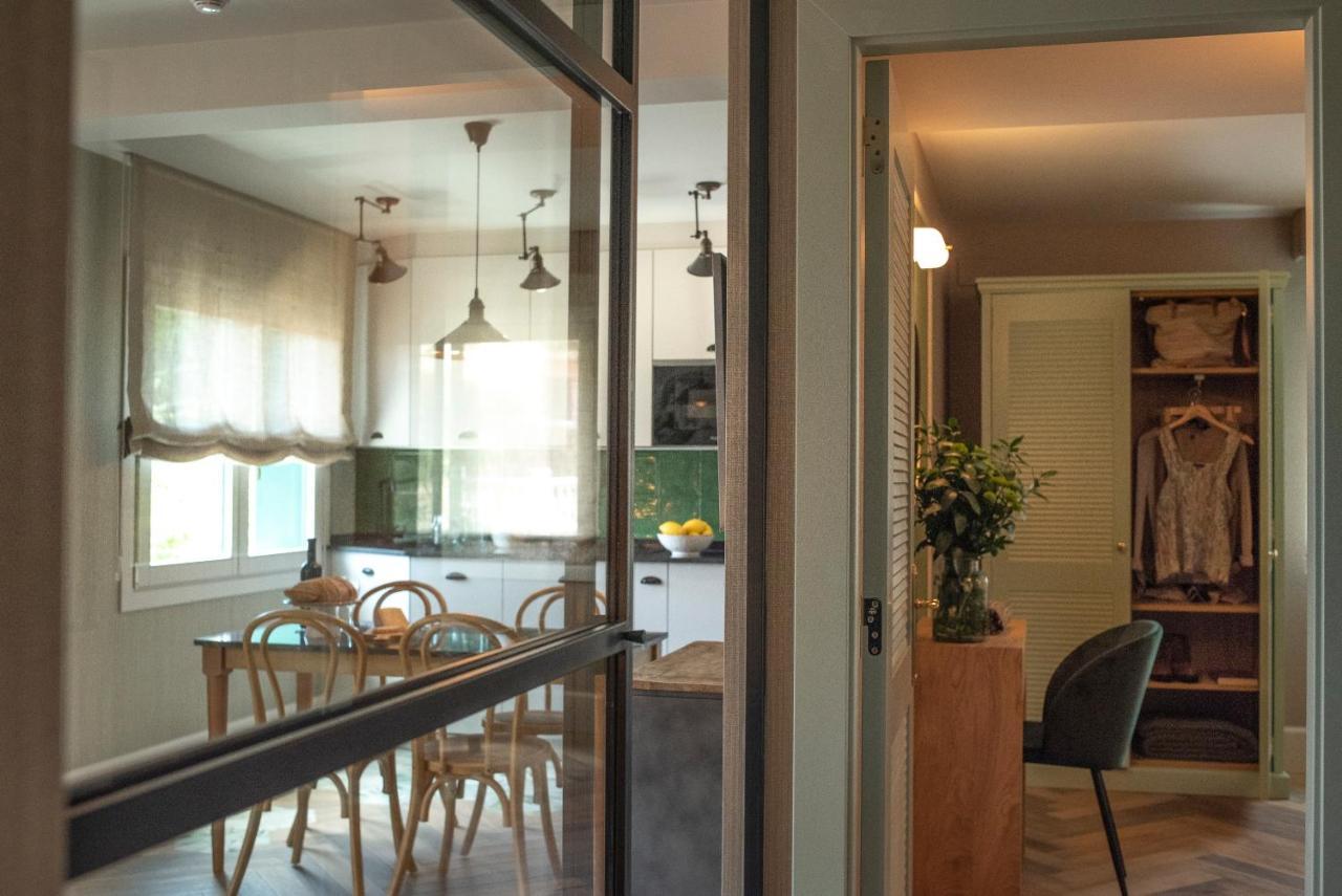 Apartamentos Boutique Fuente Real 柯米拉斯 外观 照片